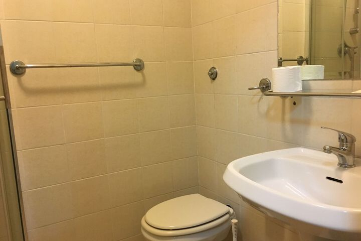 Room 31 of 45