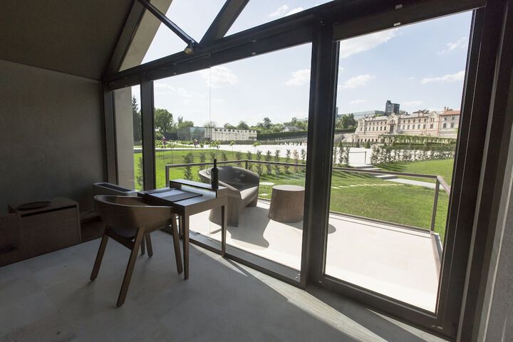Hotel 125 of 129