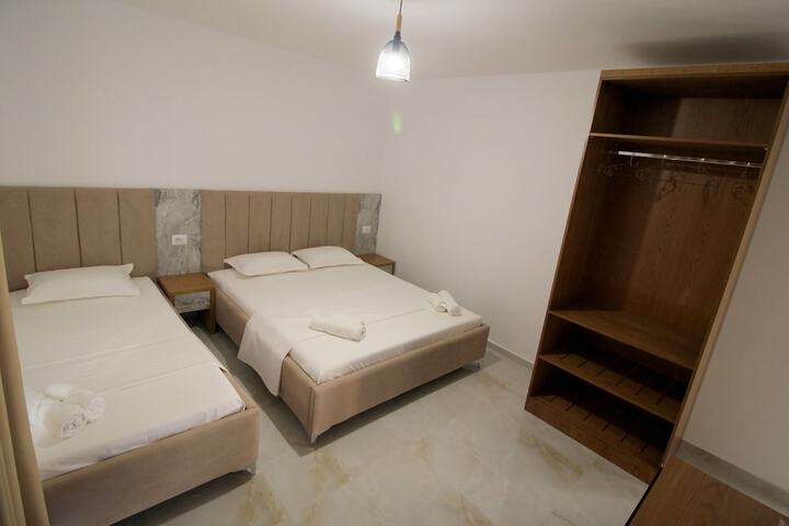 Room 16 of 101