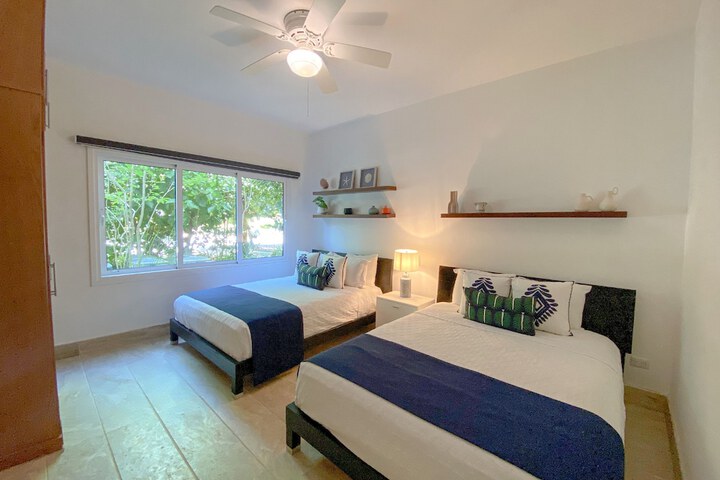Room 14 of 219