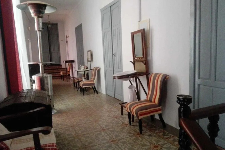 Room 15 of 22