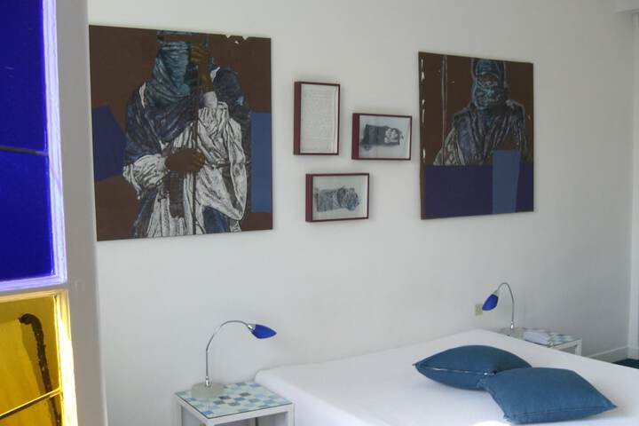 Room 32 of 74