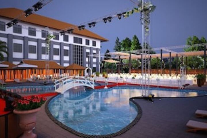 Royce Hotel