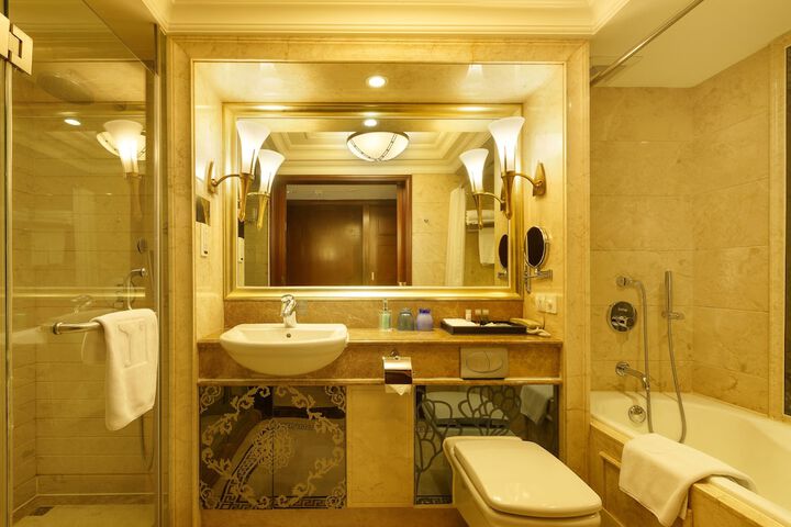 Bathroom Interior Photo