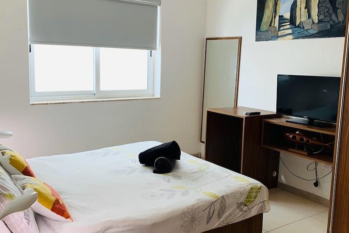 Room 12 of 51