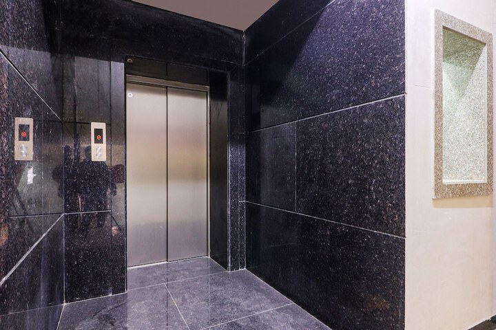 Hotel Interior 4 of 26