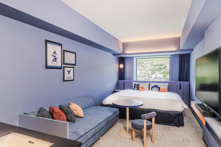 Room 8 of 92
