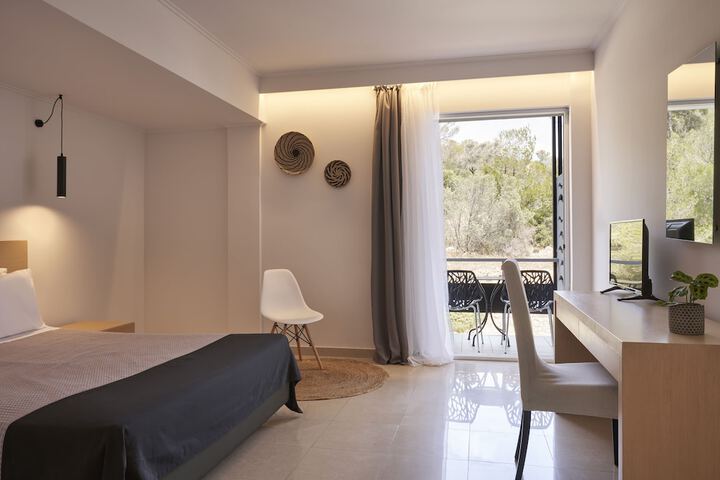 Room 15 of 85