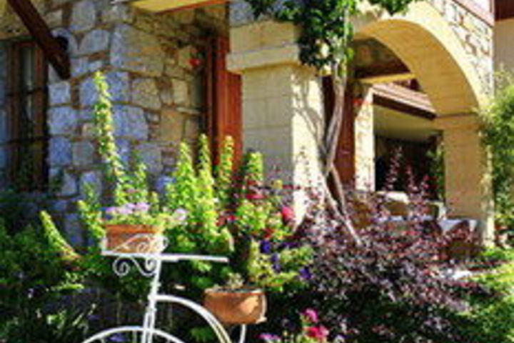 Hotel Exterior 34 of 78