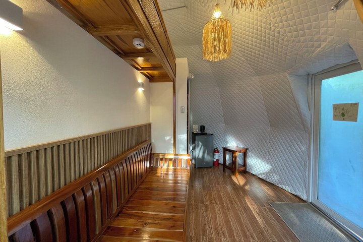 Room 10 of 75