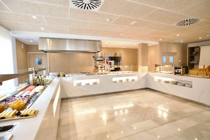 Dining Photos