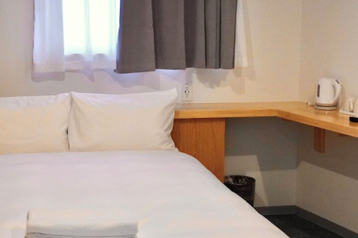 Room 44 of 149