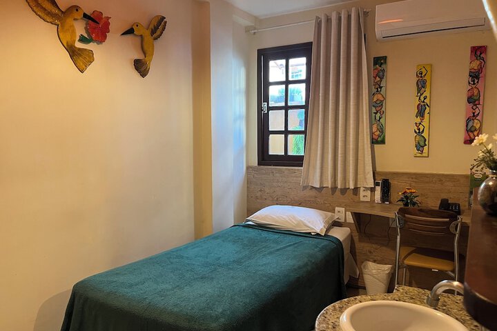 Room 52 of 80
