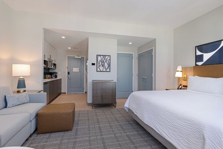 Room 19 of 61