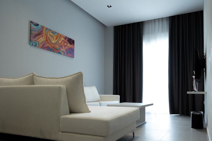 Room 48 of 72