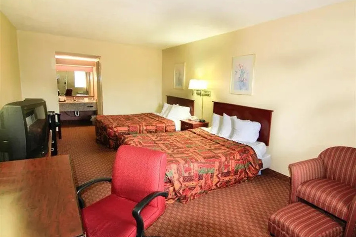 Room 3 of 12