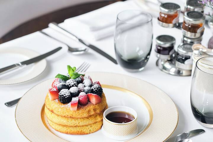 Breakfast/Coffee Service 60 of 95