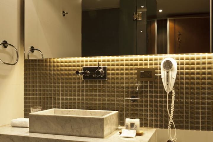 Clean Restrooms