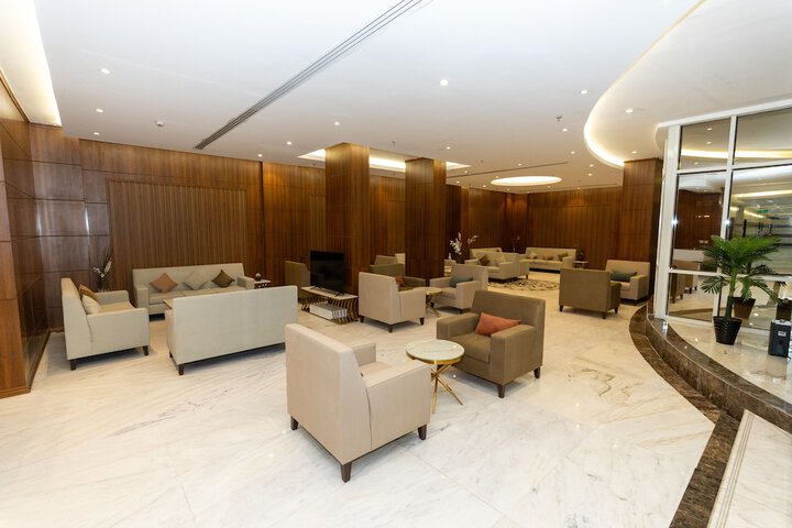Dining 98 of 109