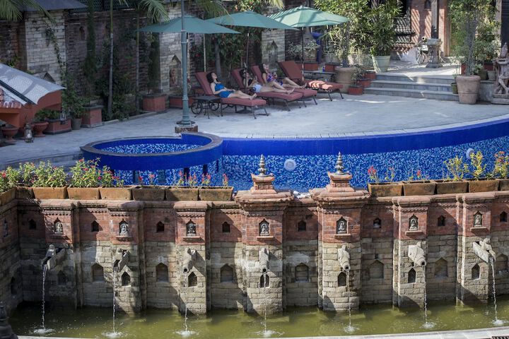 Pool 27 of 63