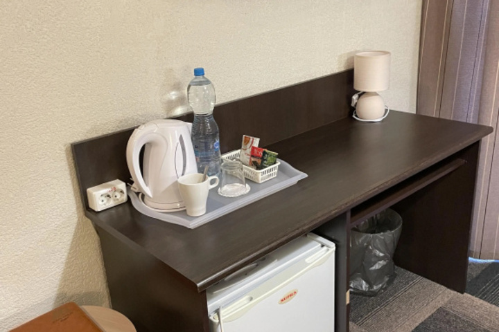 Room 10 of 18