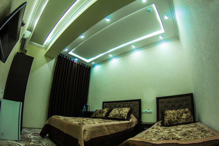Room 6 of 53