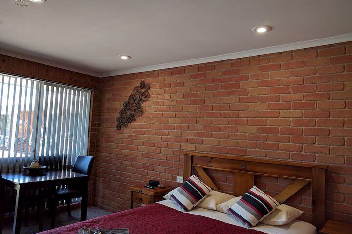 Room 14 of 74