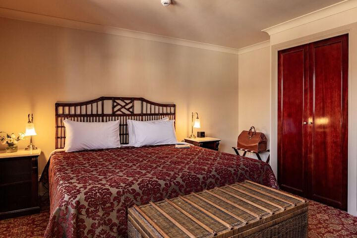 Room 5 of 63