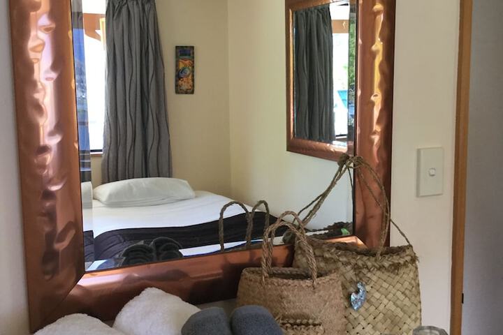 Room 14 of 48