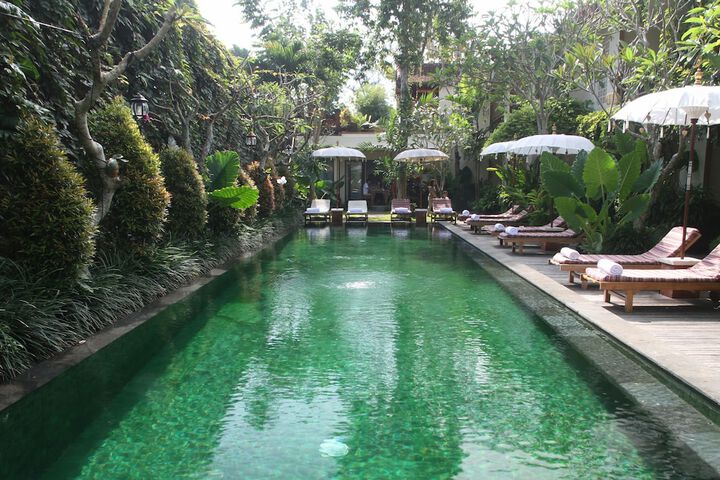 Pool 41 of 59