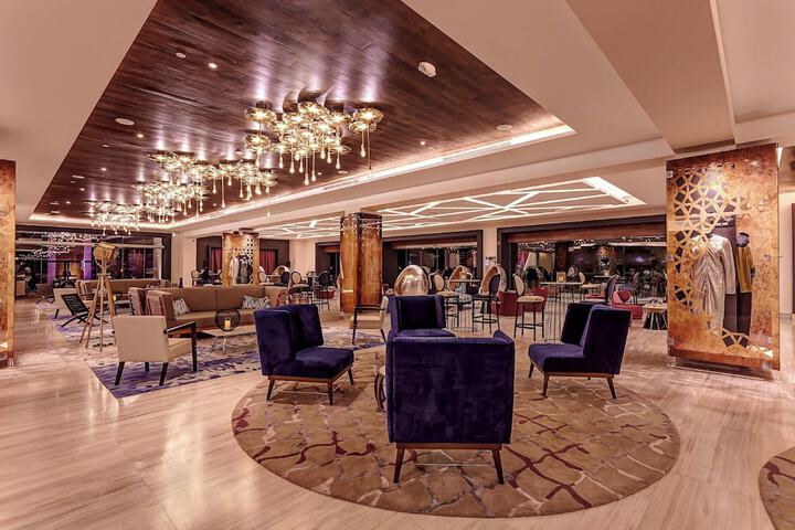 Hotel Interior 7 of 261