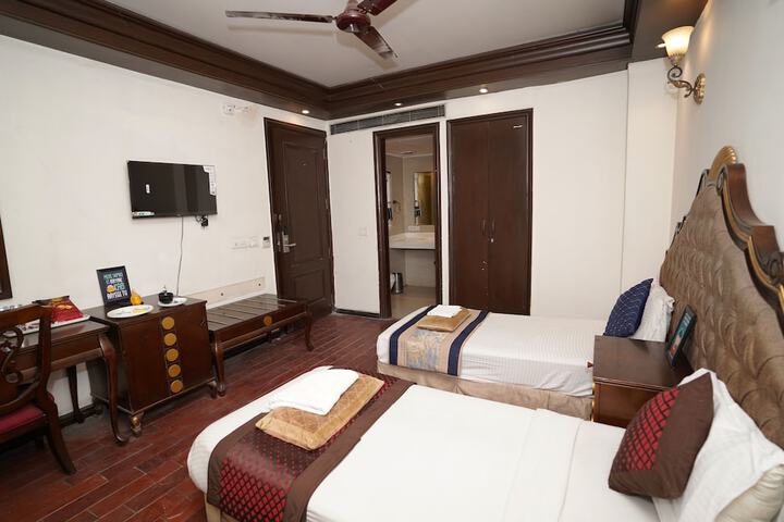 Room 21 of 46