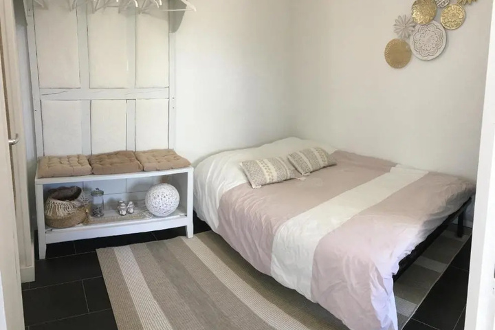 Room 3 of 15