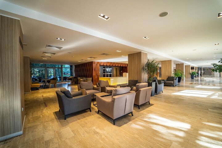 Hotel Interior 10 of 122