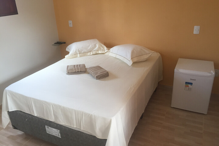Room 4 of 20