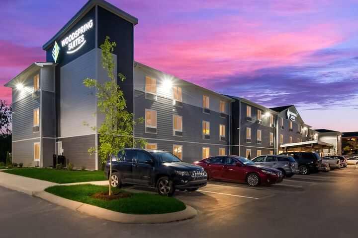 Hotel 33 of 34