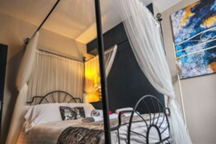 Room 21 of 25