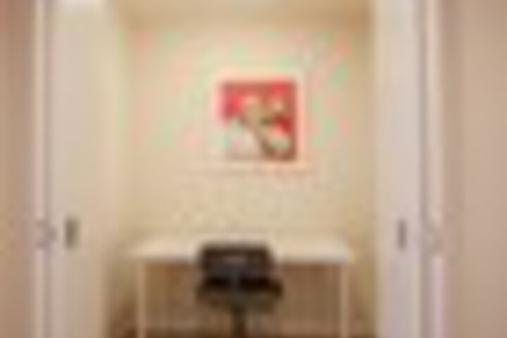 Room 11 of 123
