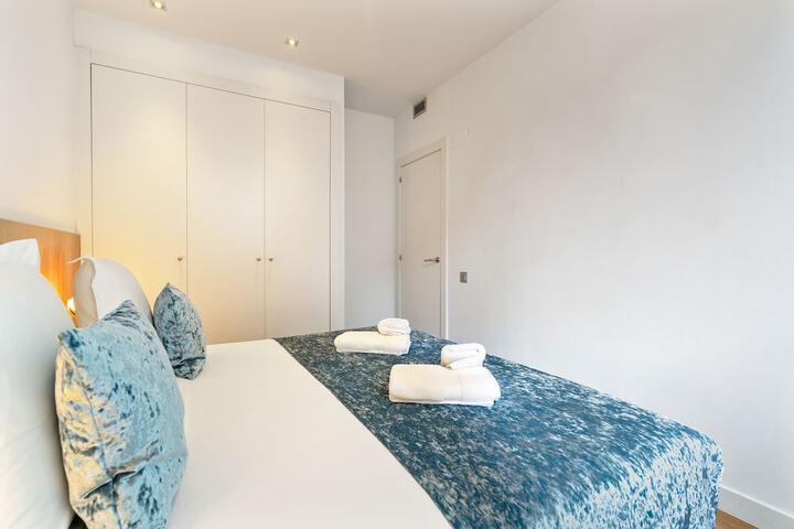 Room 5 of 62