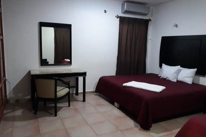 Room 12 of 30
