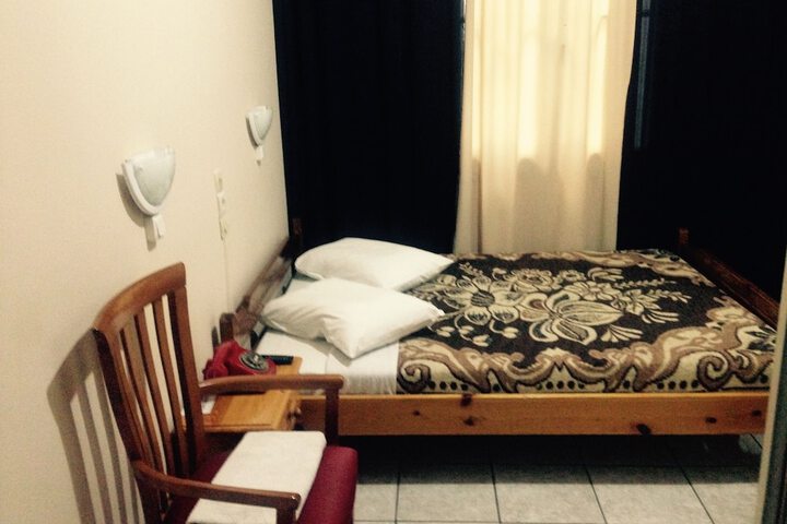 Room 3 of 15