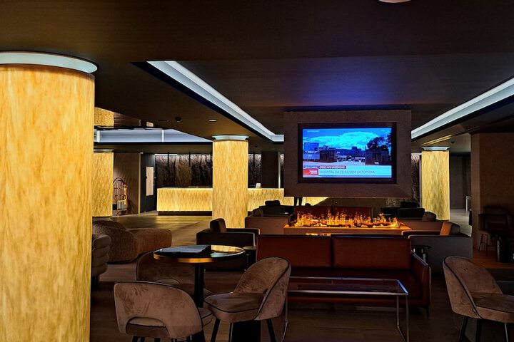 Guest Lobby