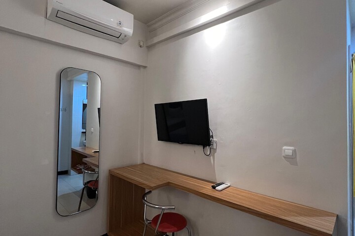 Room 10 of 20