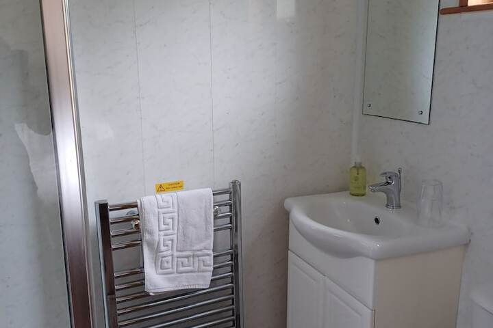 Room 40 of 105