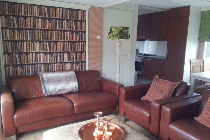 Room 9 of 39