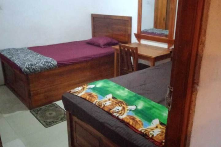 Room 7 of 52
