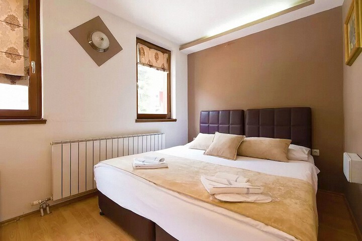 Room 12 of 81