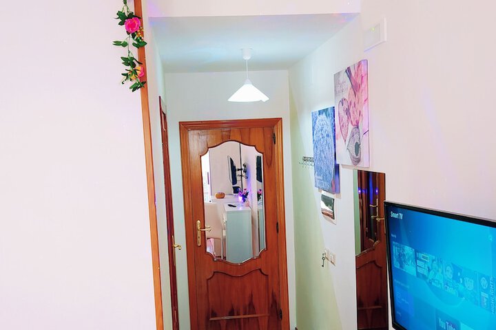 Room 18 of 30