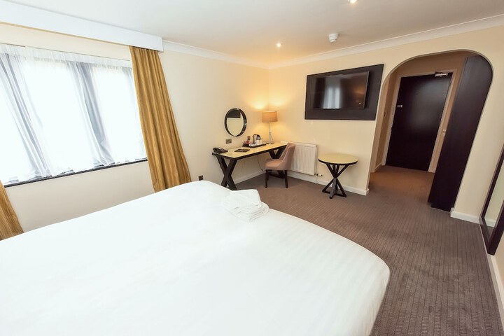 Room 6 of 40
