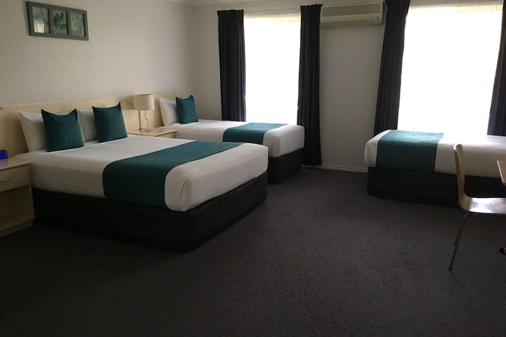 Room 15 of 39